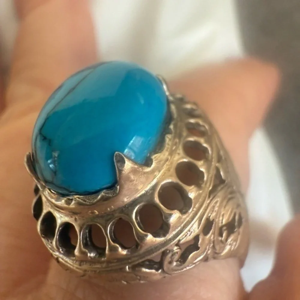 Southwestern Dyed Howlite Turquoise Statement‎ Ring Sterling Silver Filigree